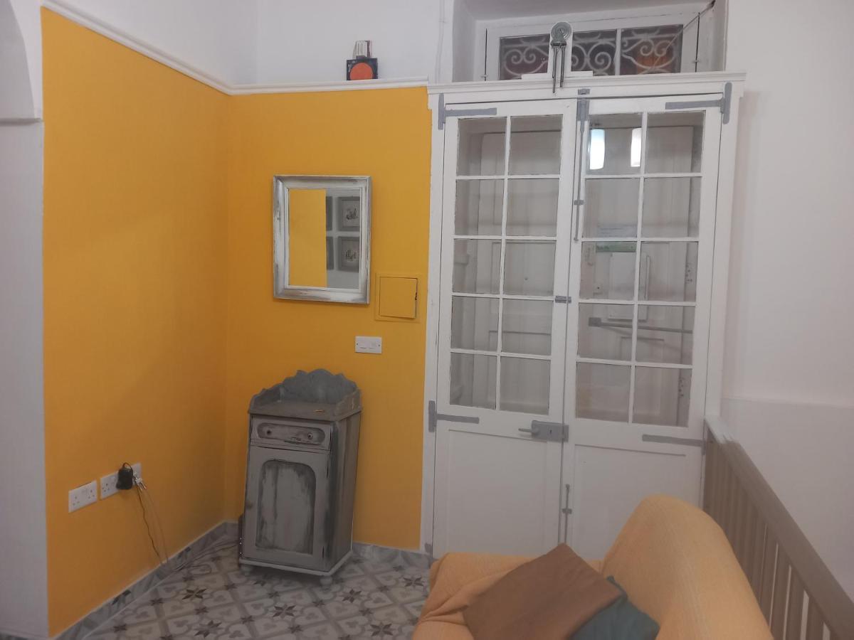 Door Nine -Townhouse With Harbour Views Villa Il-Furjana Exteriör bild