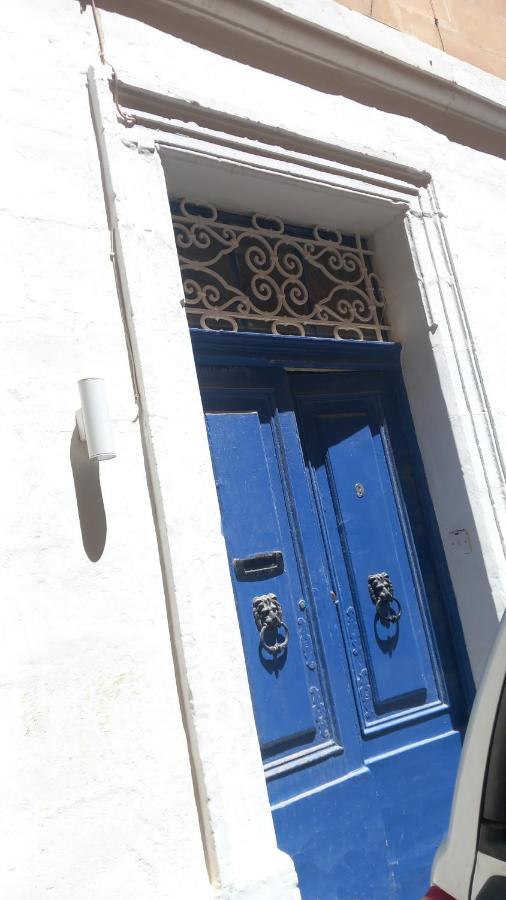 Door Nine -Townhouse With Harbour Views Villa Il-Furjana Exteriör bild